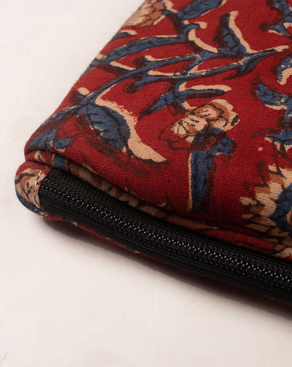 Mobile Pouch Cum Wallet - Fabriclore.com
