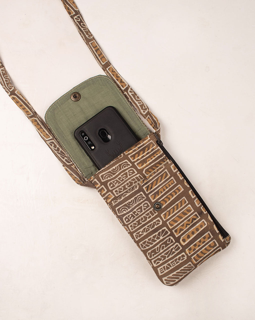 Mobile Pouch Cum Wallet - Fabriclore.com