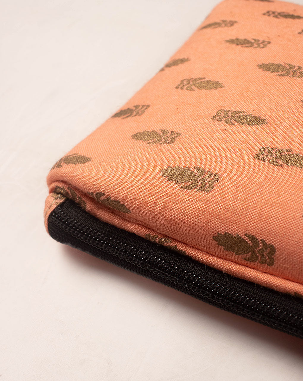Mobile Pouch Cum Wallet - Fabriclore.com