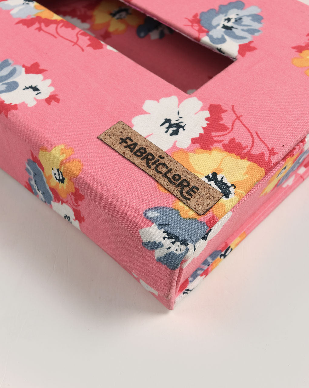Collapsible Tissue Box Dispenser - Fabriclore.com