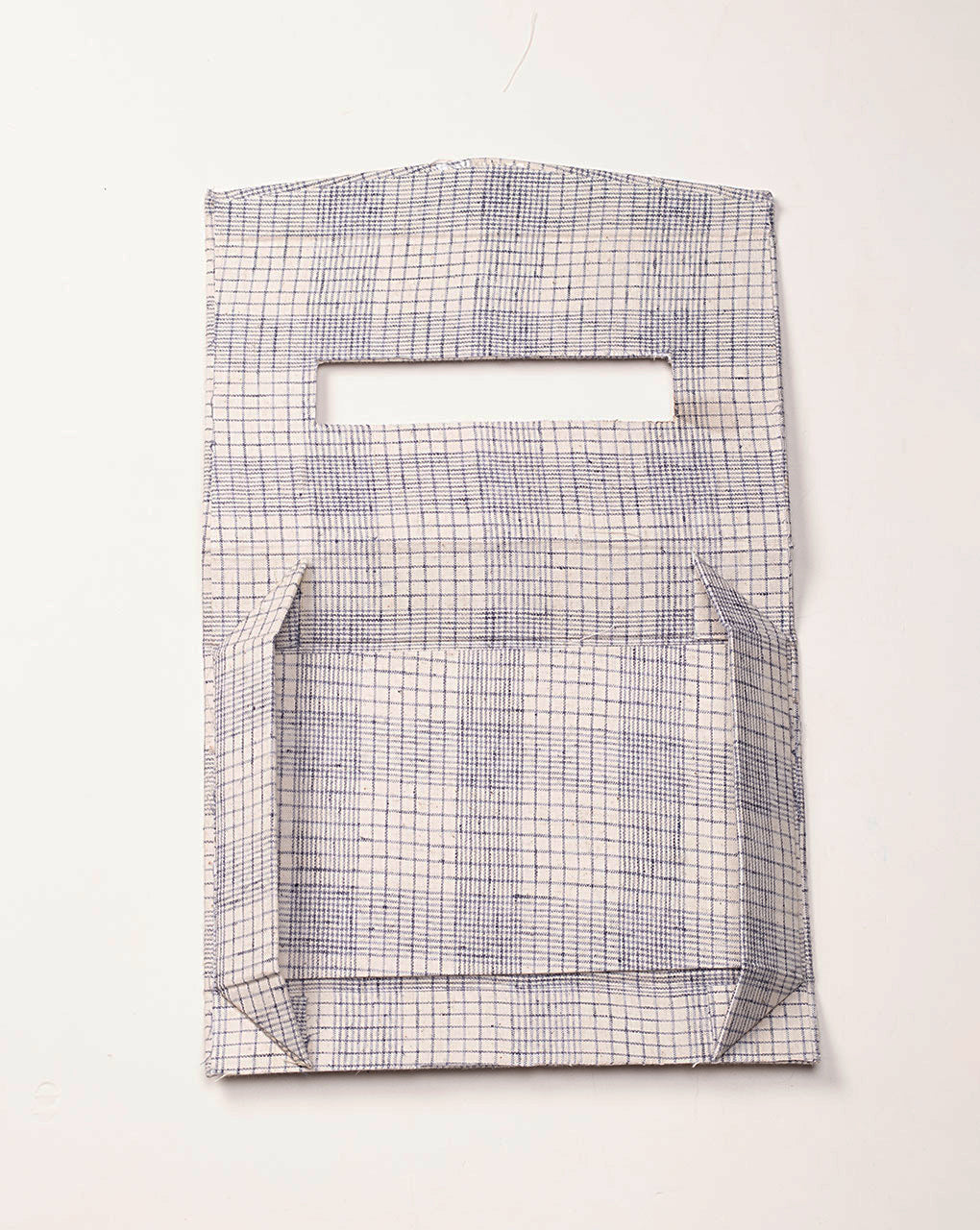 Collapsible Tissue Box Dispenser - Fabriclore.com