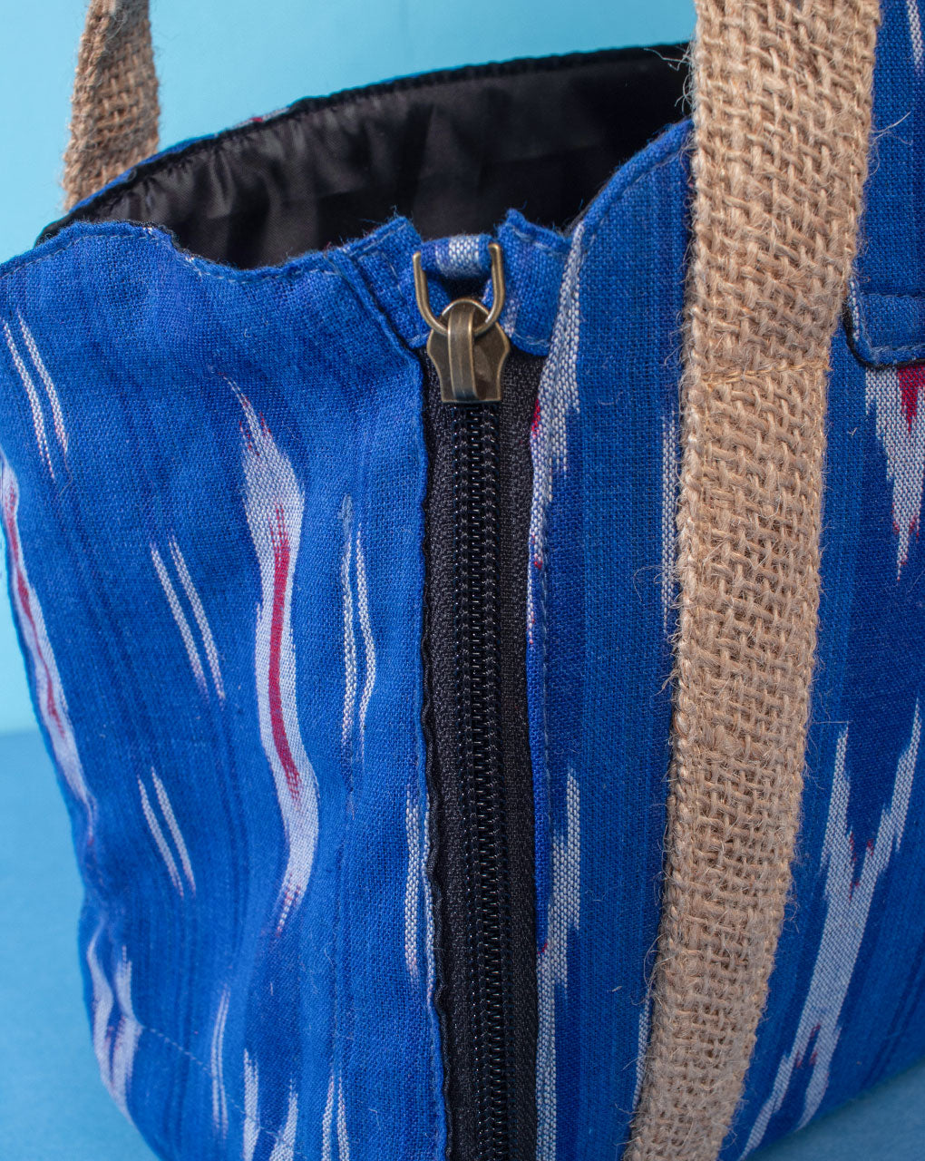 Multi-Utility Ikat Lunch Bag - Fabriclore.com