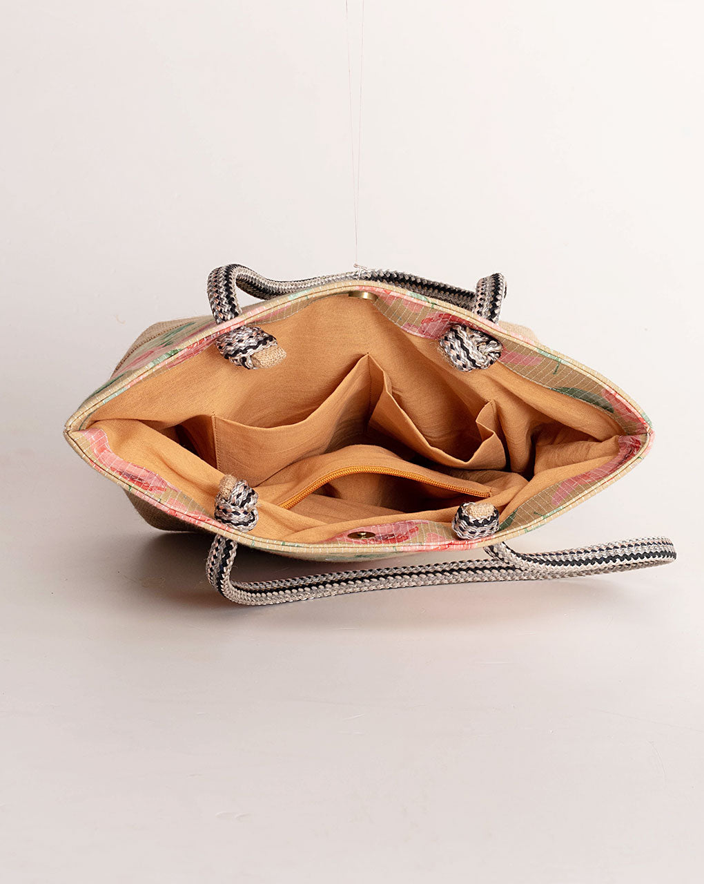 Handcrafted Jute Tote Bag - Fabriclore.com