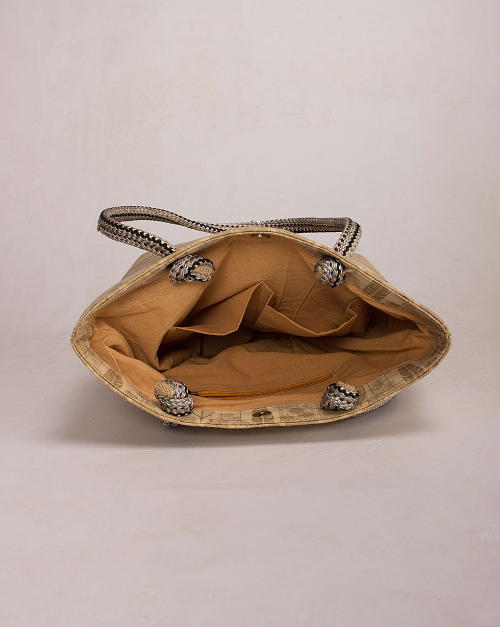 Handcrafted Jute Tote Bag - Fabriclore.com