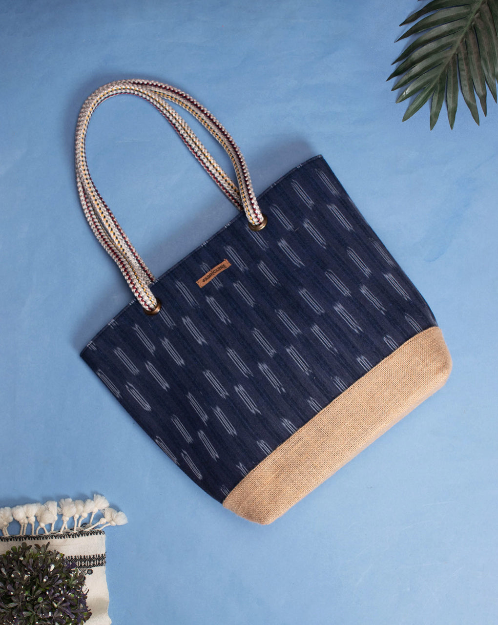 Handcrafted Jute Tote Bag - Fabriclore.com