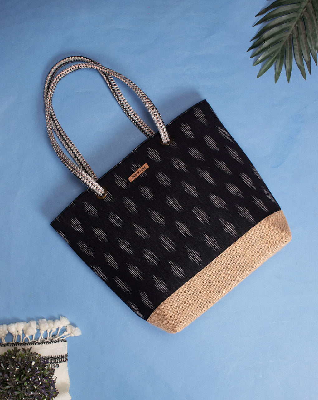 Handcrafted Jute Tote Bag - Fabriclore.com