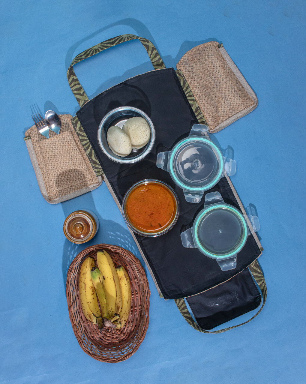 Multi-Utility Jute Lunch Bag - Fabriclore.com