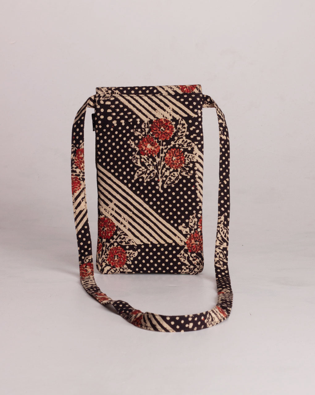 Mobile Pouch Cum Wallet - Fabriclore.com