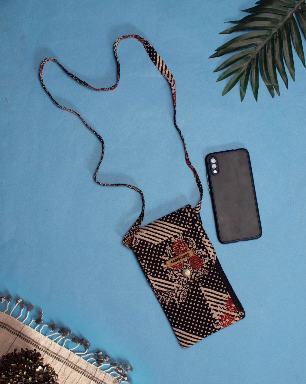 Mobile Pouch Cum Wallet - Fabriclore.com