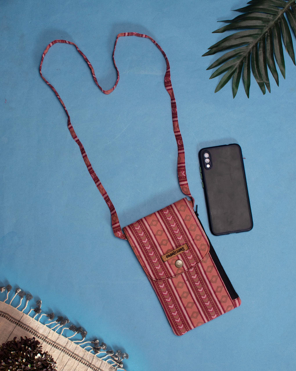 Mobile Pouch Cum Wallet - Fabriclore.com