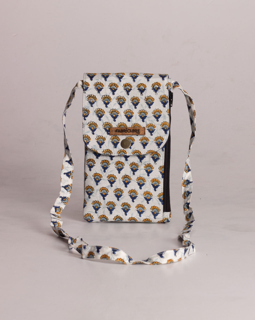 Mobile Pouch Cum Wallet - Fabriclore.com