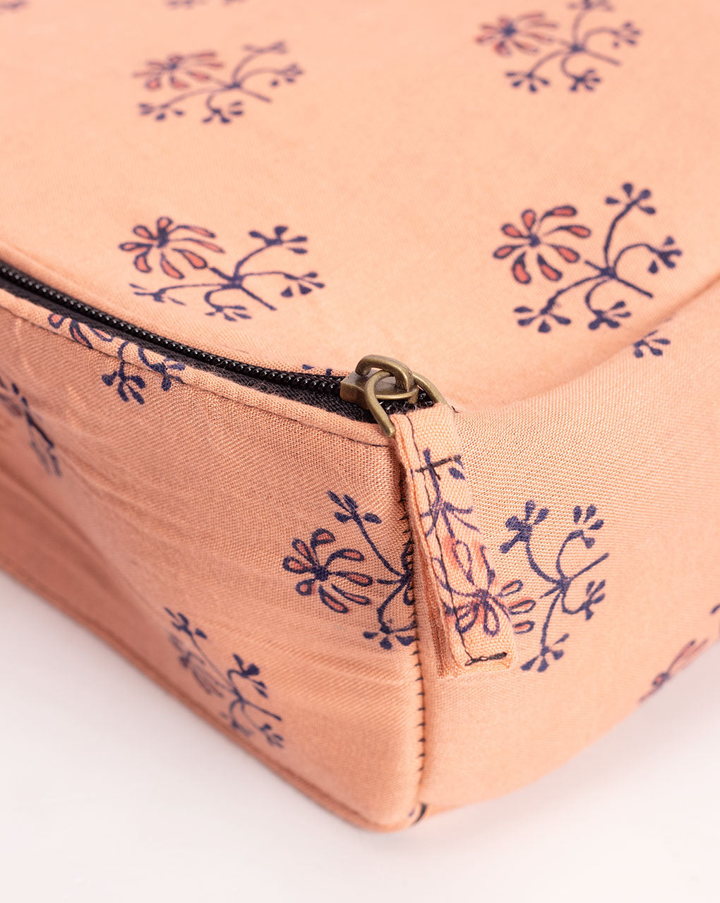 Multi-Utility Fabric Bag - Fabriclore.com