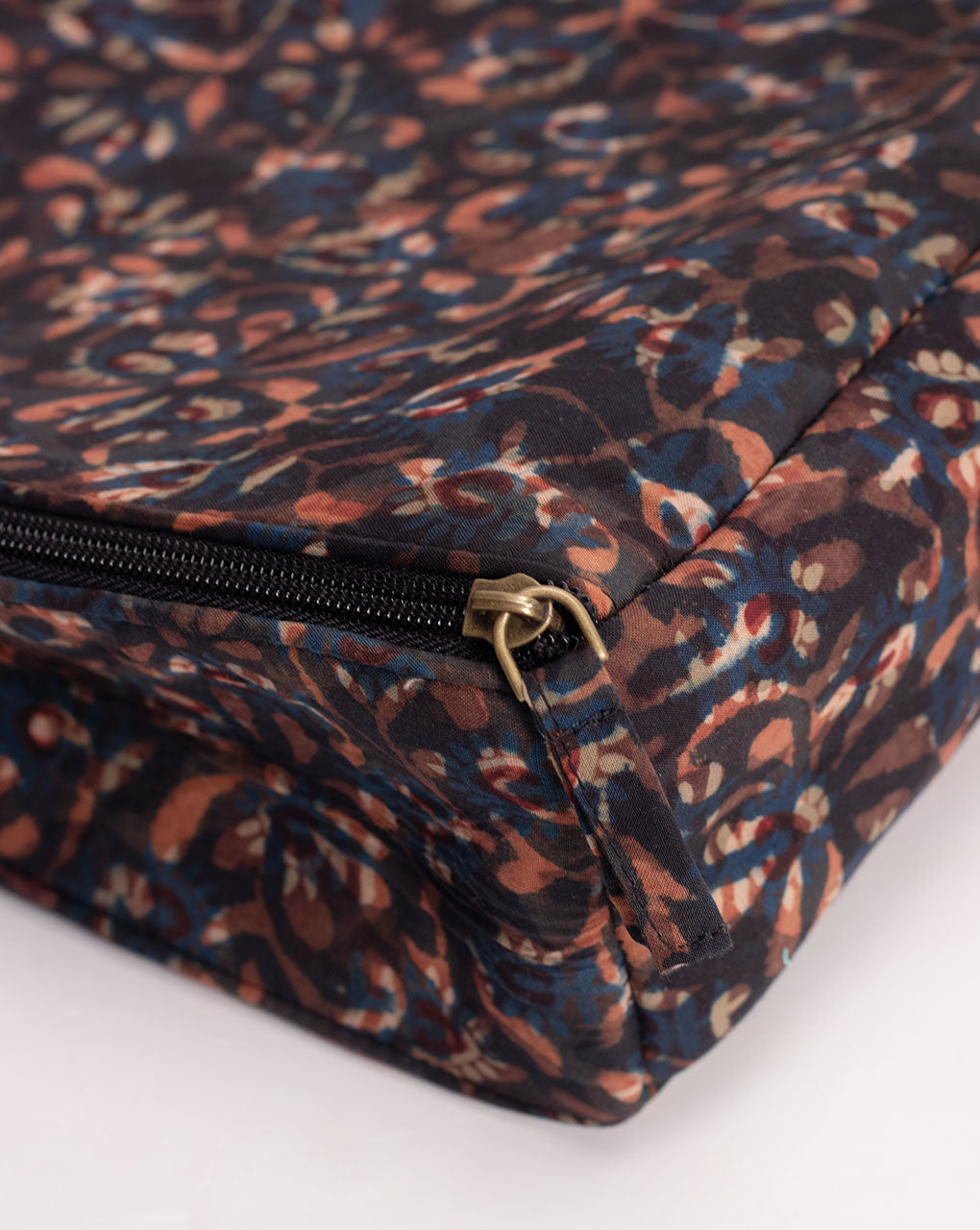 Multi-Utility Fabric Bag - Fabriclore.com
