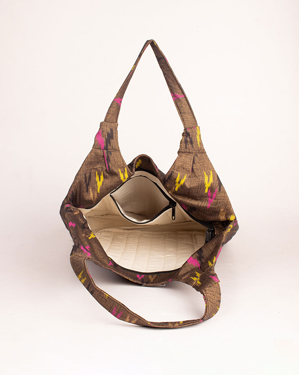 Geometric Quilted Tote Bag - Fabriclore.com
