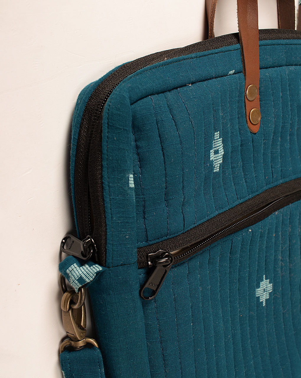 Handcrafted Quilted Laptop Bag - Fabriclore.com