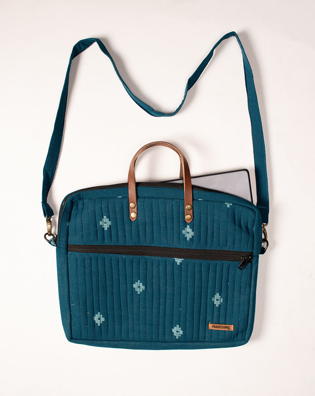 Handcrafted Quilted Laptop Bag - Fabriclore.com