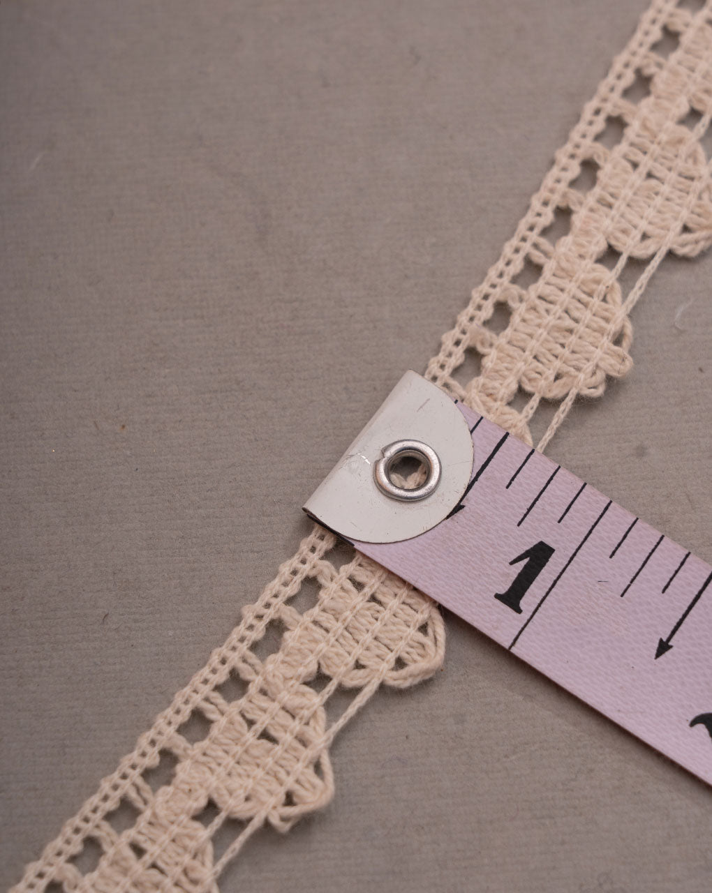 Dyeable Crochet Cotton Lace - Fabriclore.com