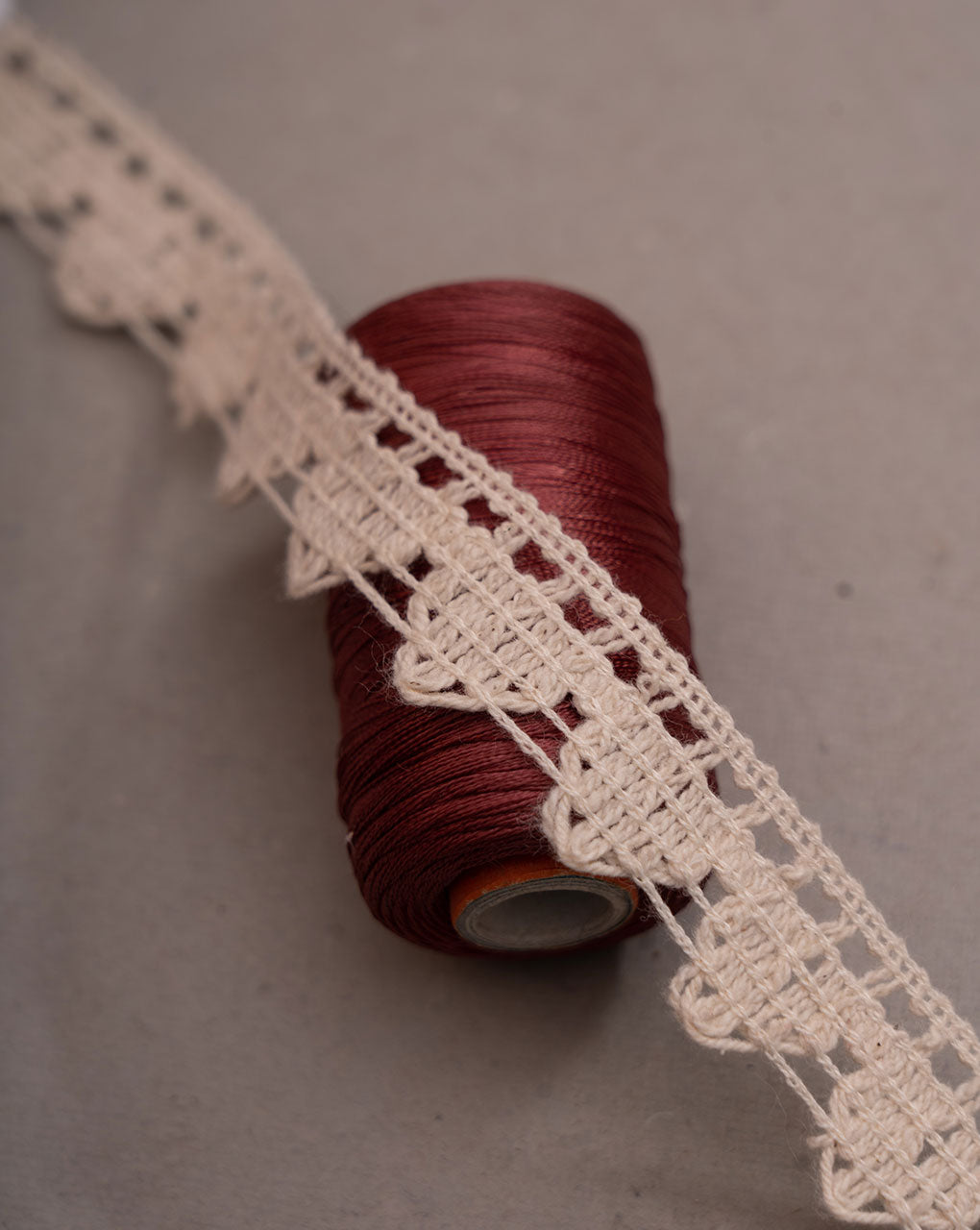 Dyeable Crochet Cotton Lace - Fabriclore.com