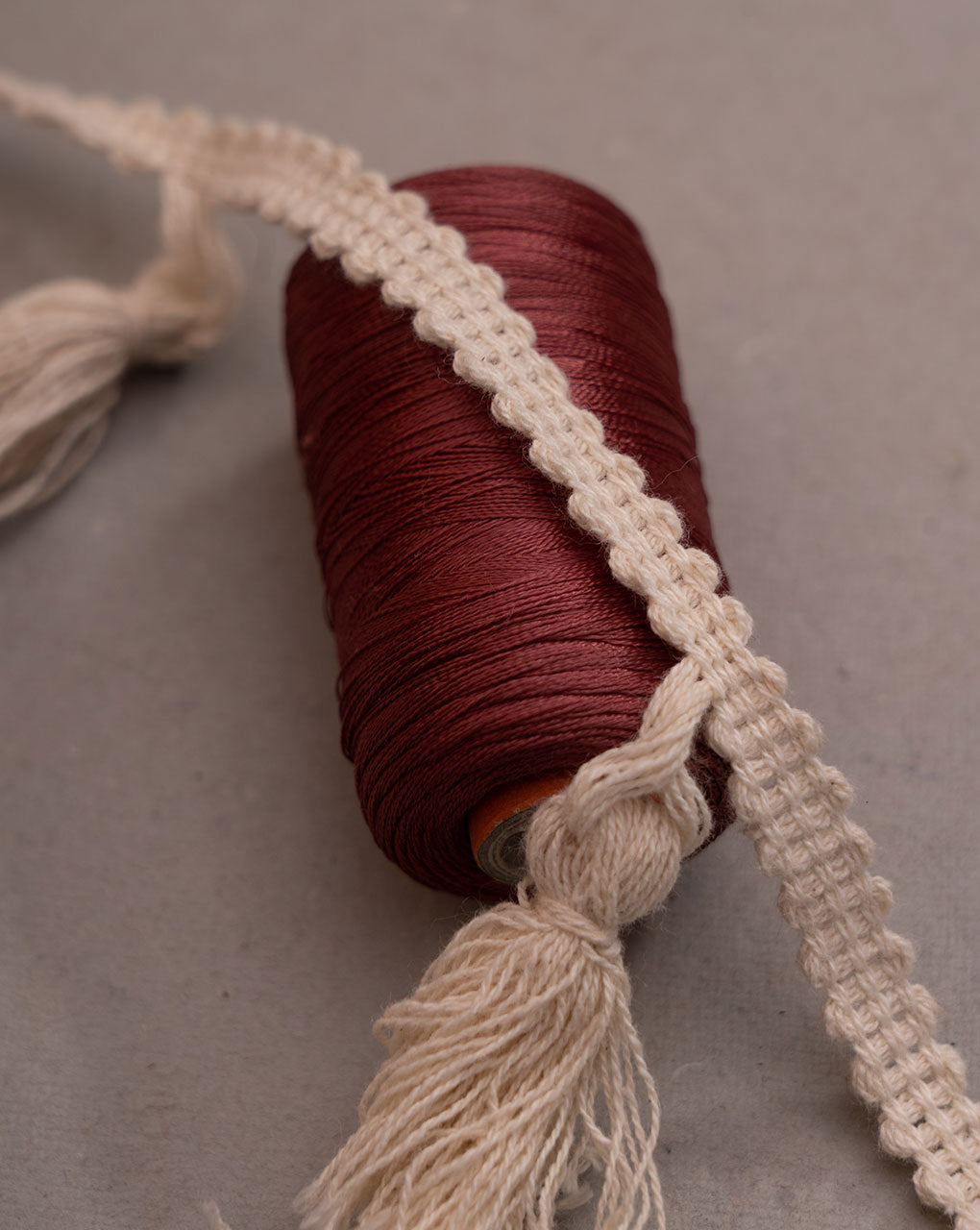 Dyeable Crochet Cotton Tassel Lace - Fabriclore.com