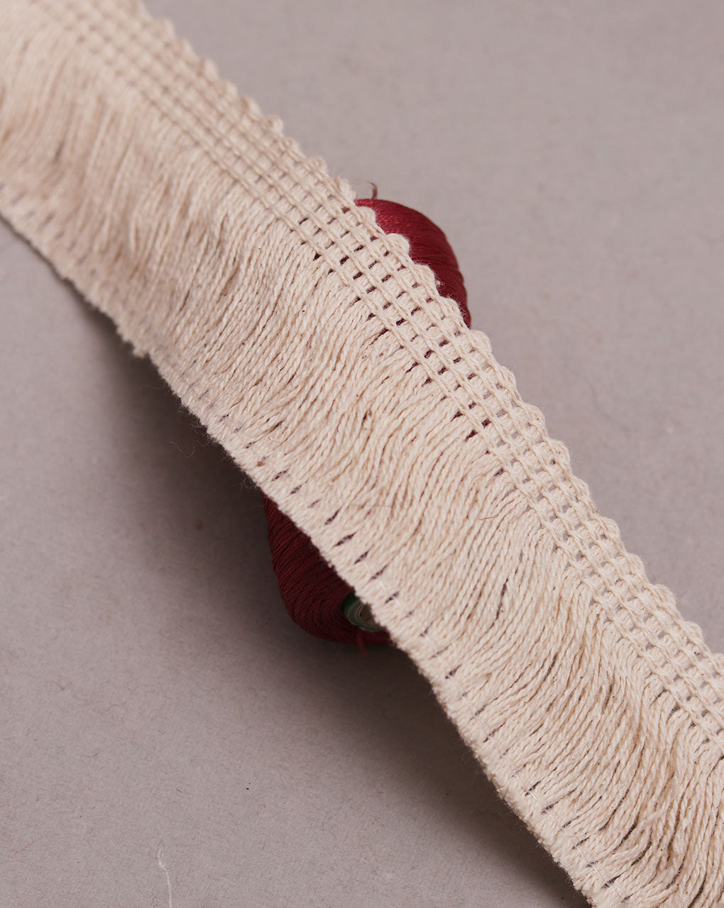 Off-White Cotton Lace - Fabriclore.com