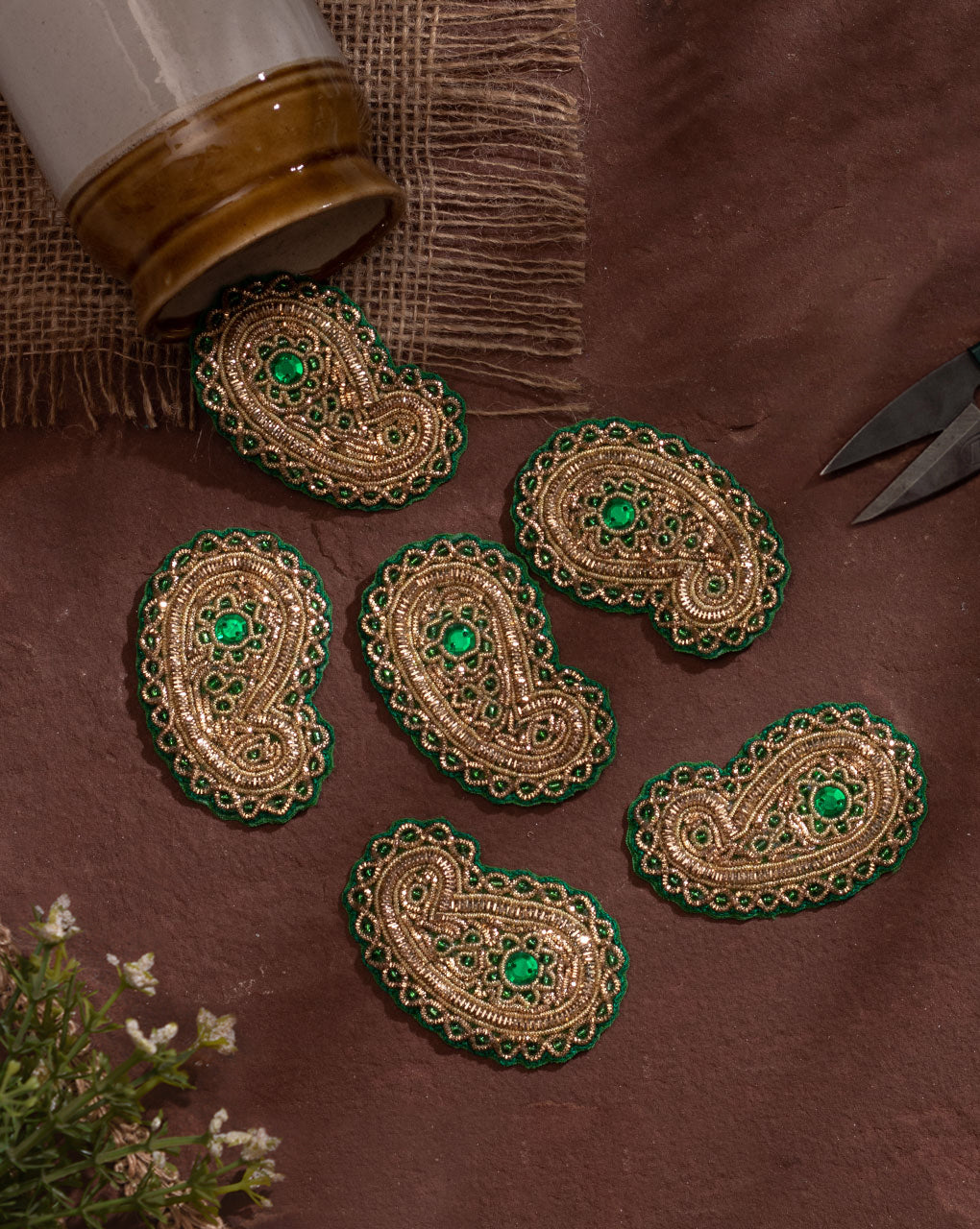 Paisley Salma Hand Embroidered Patch ( 1Pc. ) - Fabriclore.com