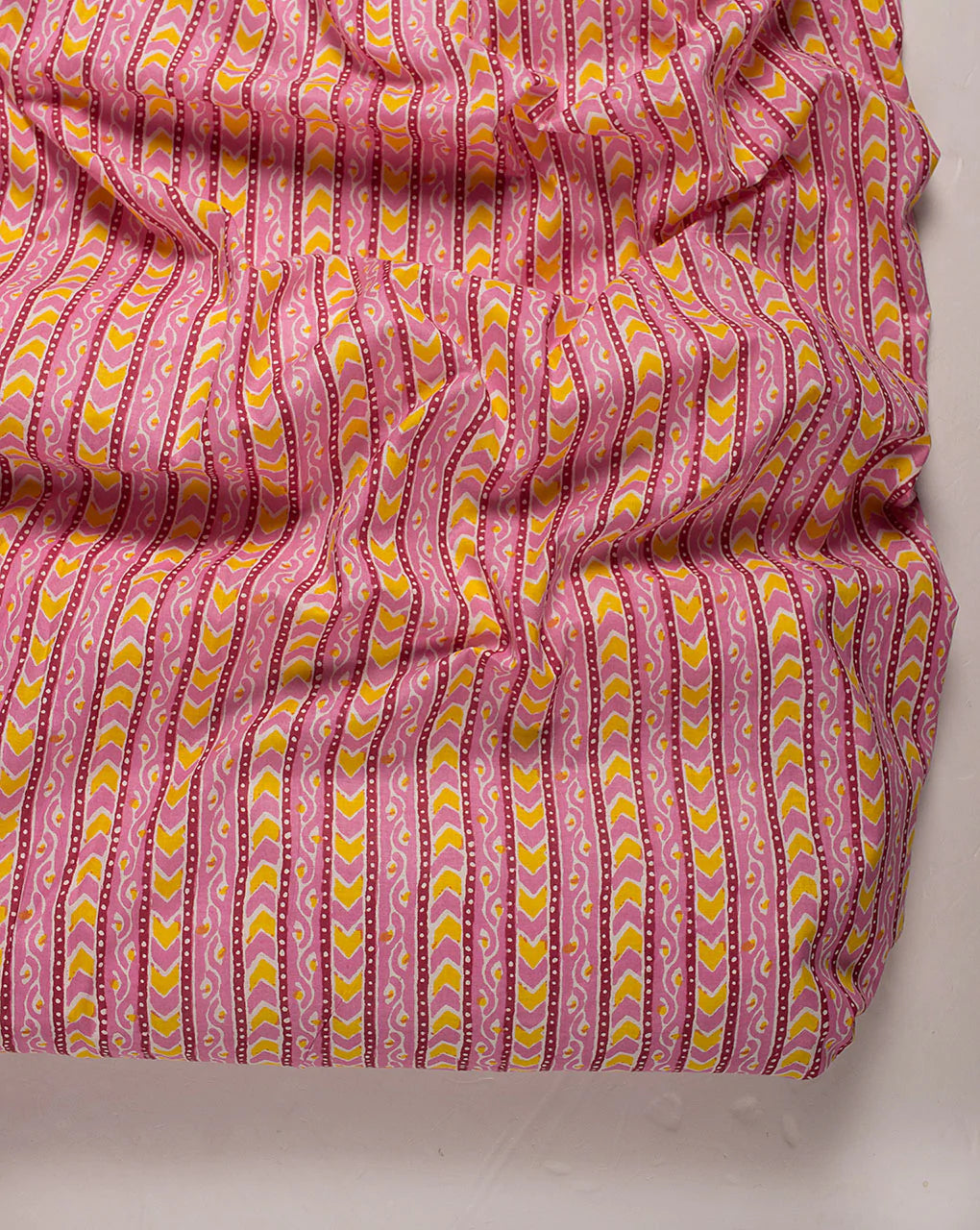 ( Pre Cut 75 CM ) Stripes Screen Print Cotton Fabric
