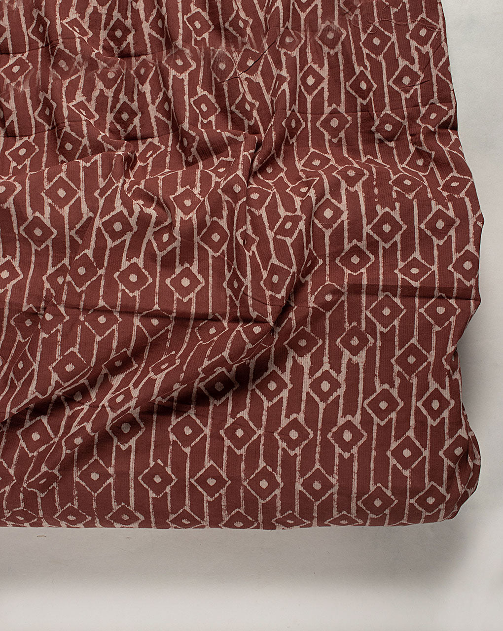 ( Pre Cut 50 CM ) Screen Print Missing Dent Cotton Fabric
