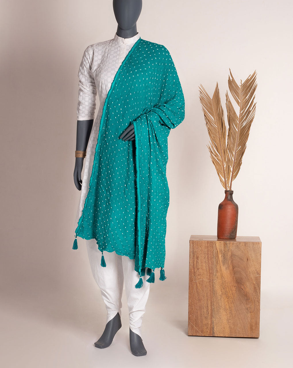 Green Geometric Bandhani Dobby Rayon Dupatta - Fabriclore.com
