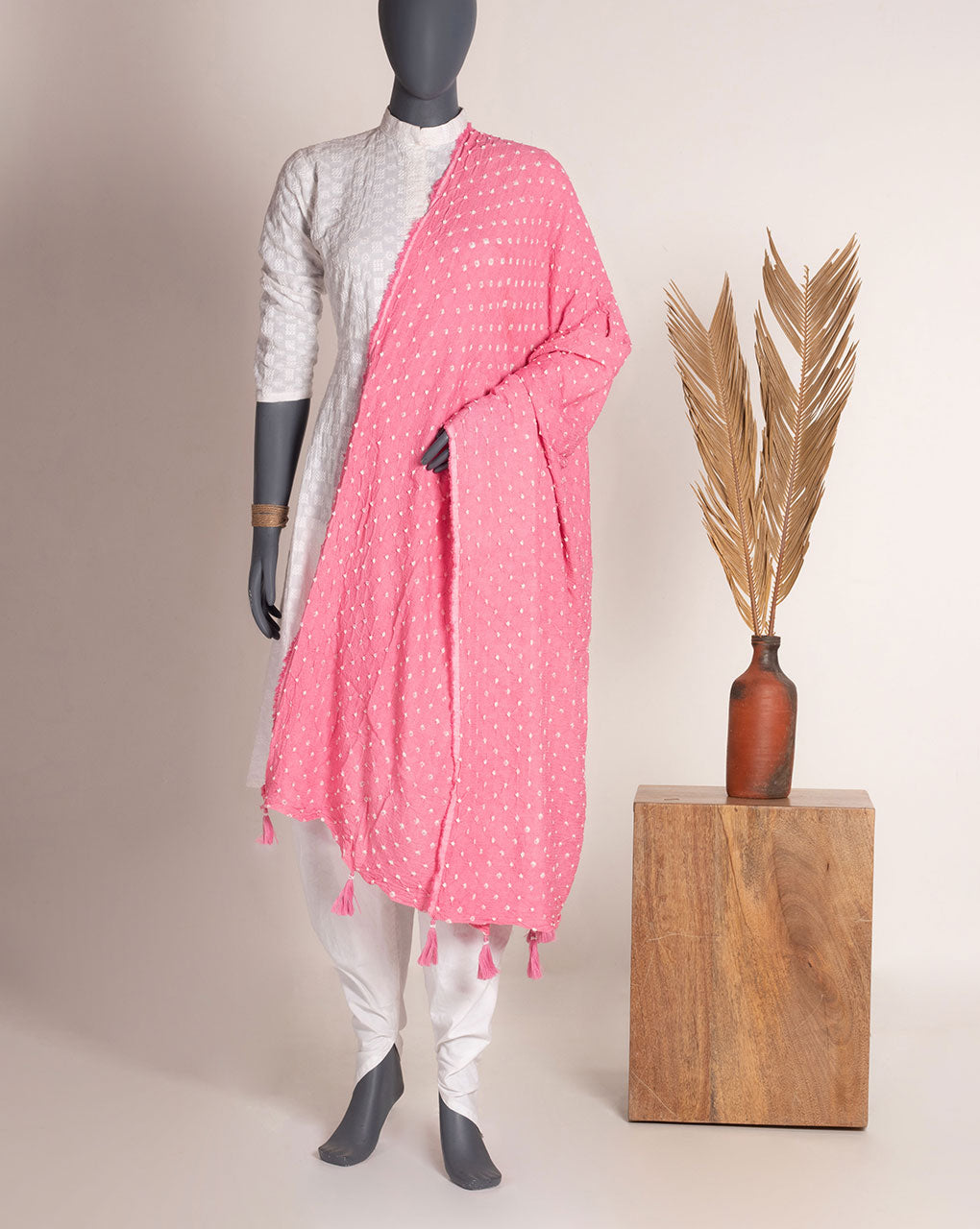 Pink Geometric Bandhani Dobby Rayon Dupatta - Fabriclore.com