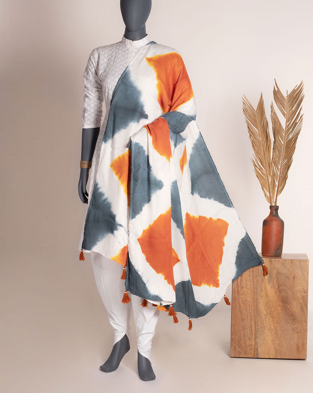 Grey Geometric Tie & Dye Dobby Rayon Dupatta - Fabriclore.com