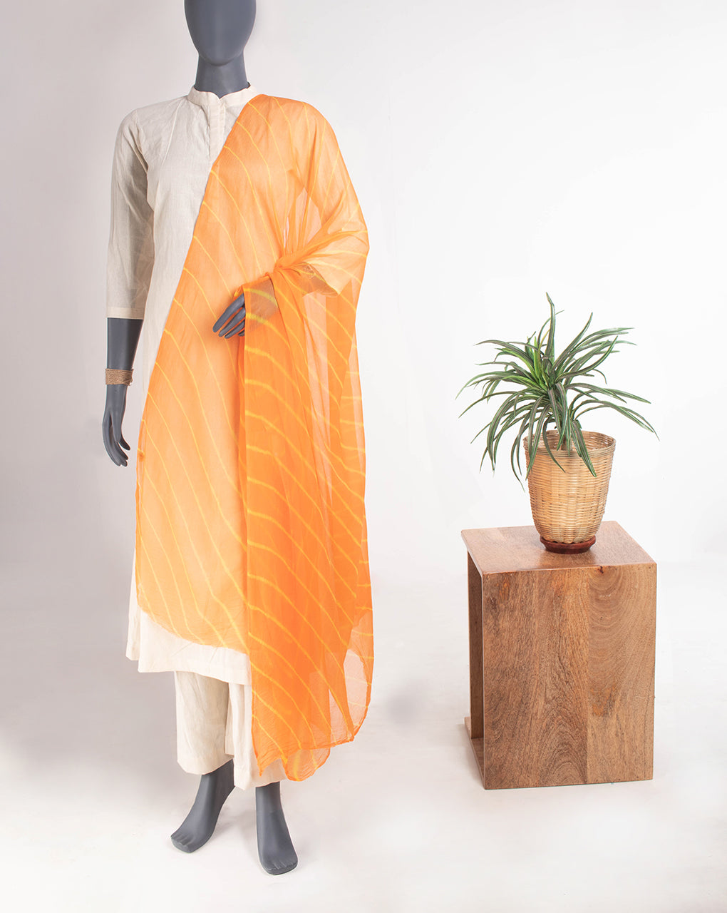 Hand Tie & Dye Viscose Chiffon Dupatta - Fabriclore.com