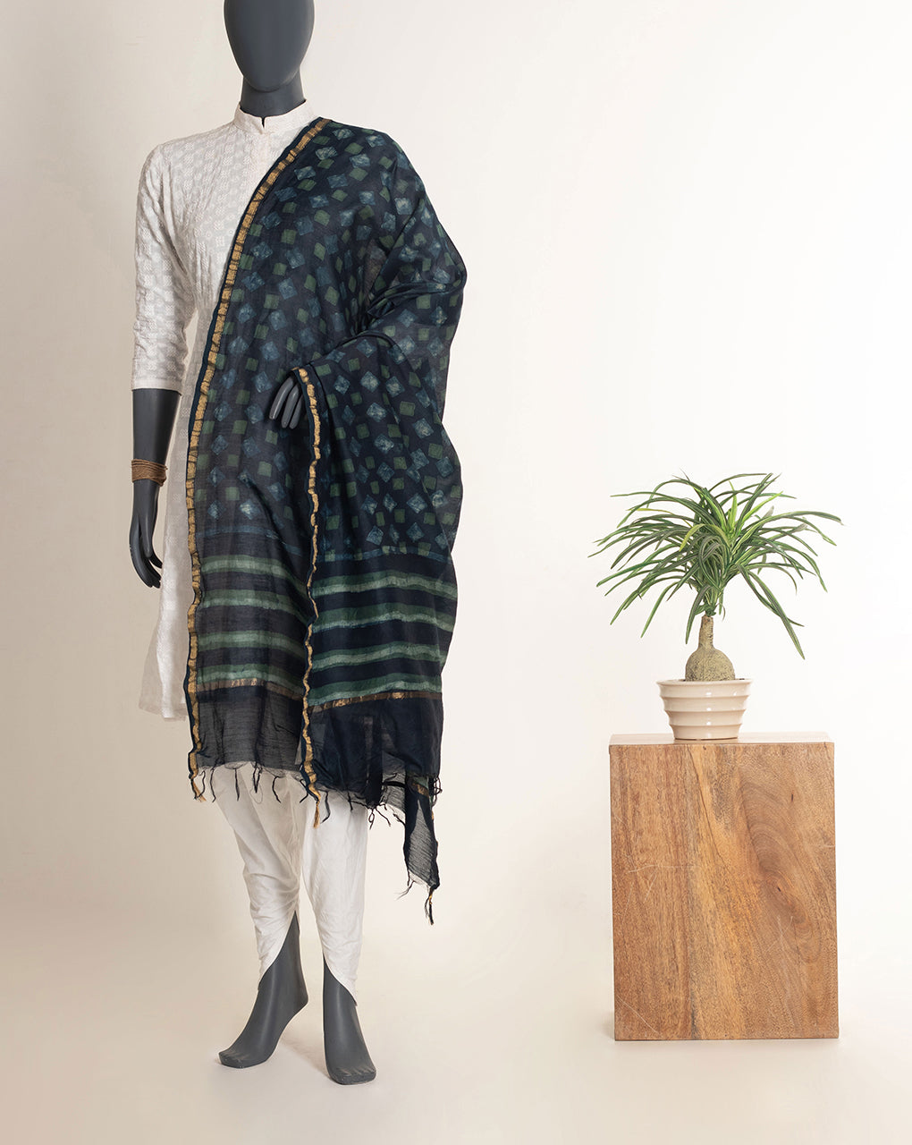 Geometric Akola Hand Block Zari Border Chanderi Dupatta - Fabriclore.com