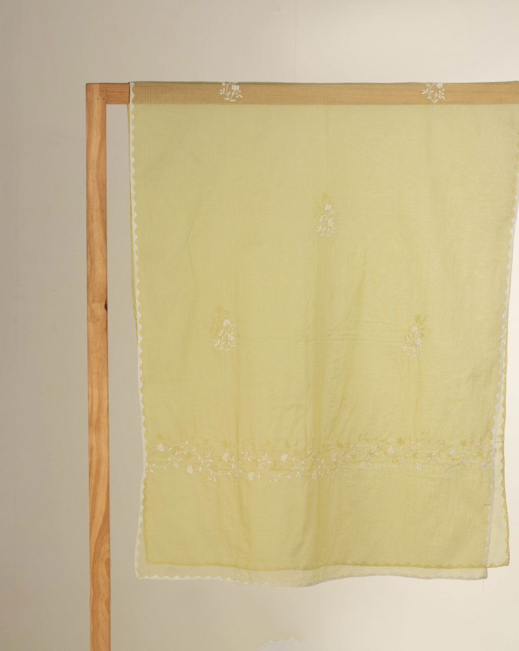 Hand Applique Kota Doria Dupatta - Fabriclore.com