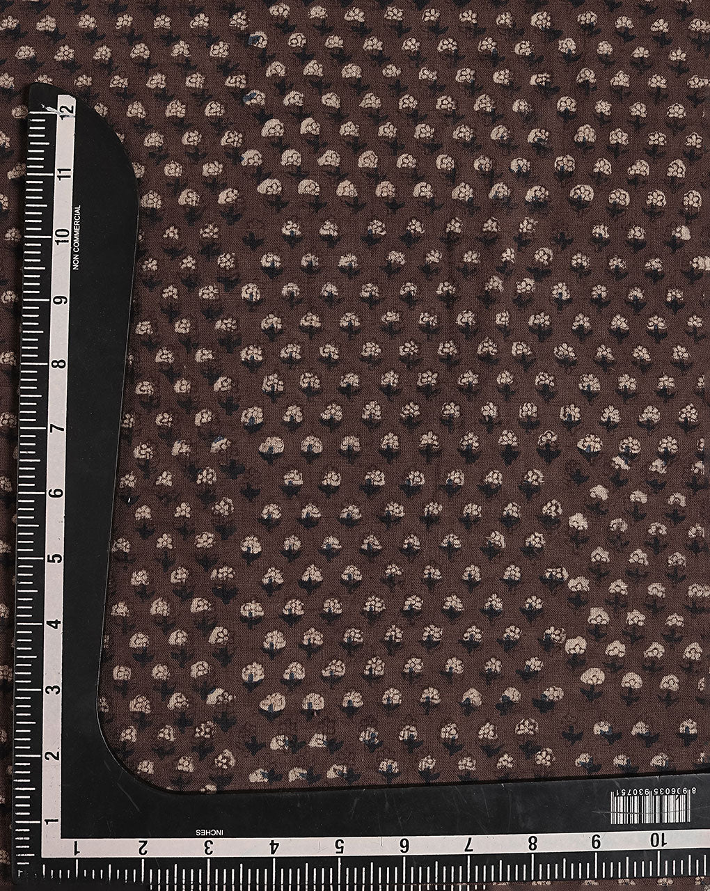 Authentic Fadat Hand Block Natural Dye Slub Cotton Fabric - Fabriclore.com