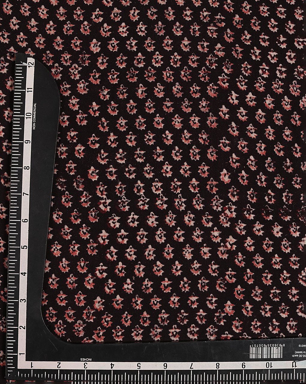 Authentic Fadat Hand Block Natural Dye Slub Cotton Fabric - Fabriclore.com