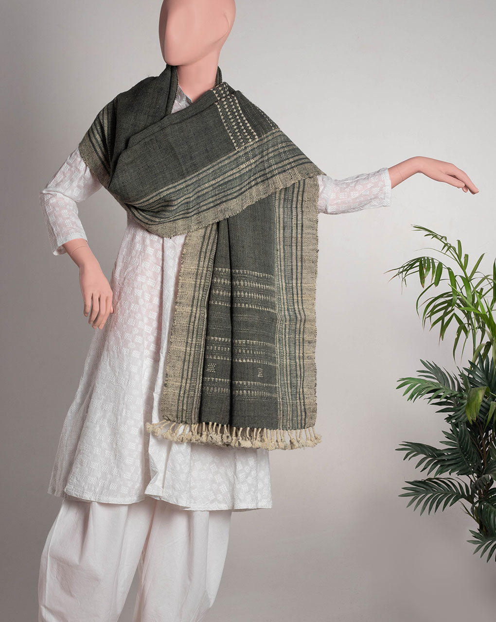 Stripes Handwoven Premium Local Sheep Pure Woolen Shawl - Fabriclore.com