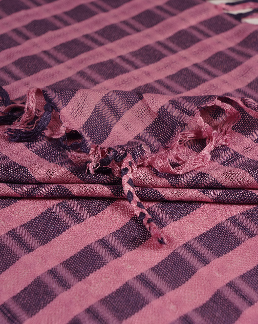 Checks Woven Bhagalpuri Viscose Stole - Fabriclore.com