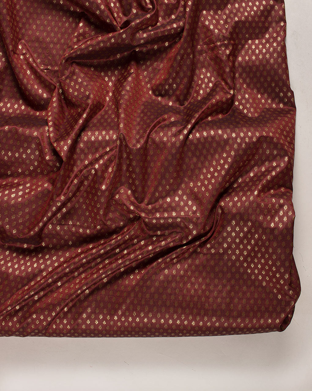 Zari Jacquard Banarasi Taffeta Silk Fabric