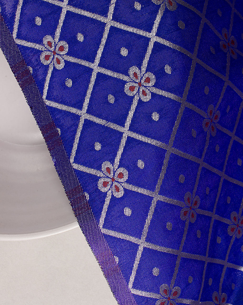Zari Jacquard Banarasi Taffeta Silk Fabric