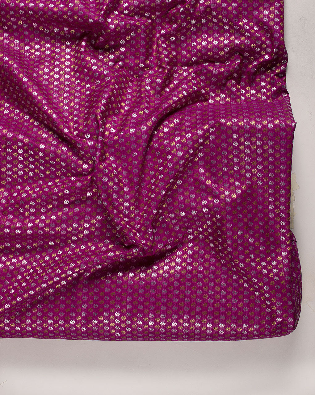 Zari Jacquard Banarasi Taffeta Silk Fabric