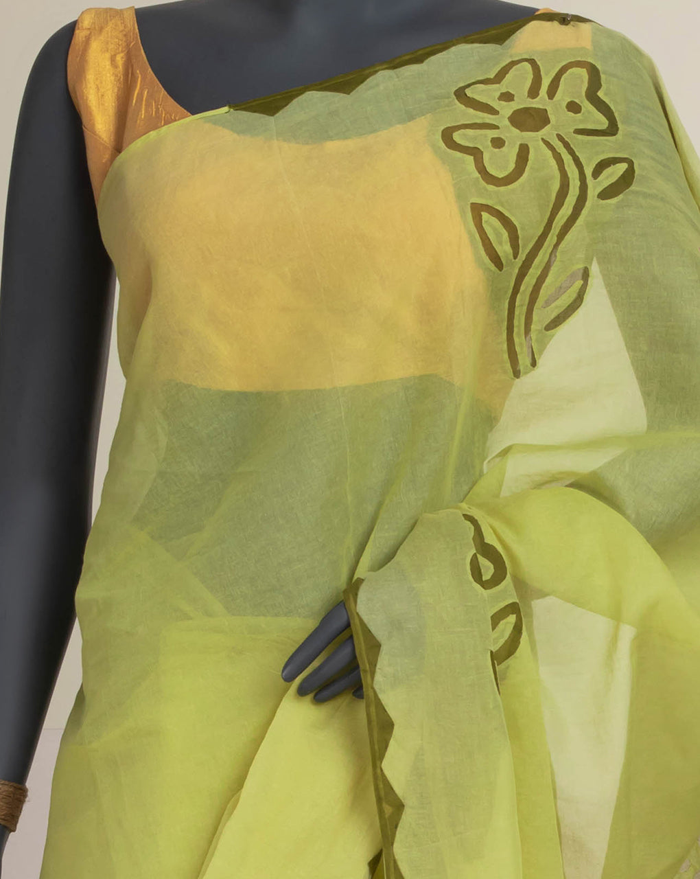 Hand Applique Cotton Saree With Blouse - Fabriclore.com
