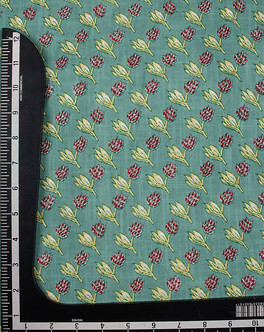 Screen Print Slub Cotton Fabric - Fabriclore.com