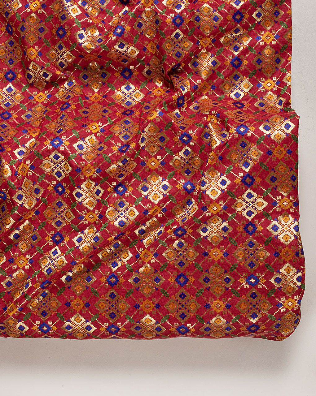 Zari Jacquard Banarasi Kataan Silk Fabric