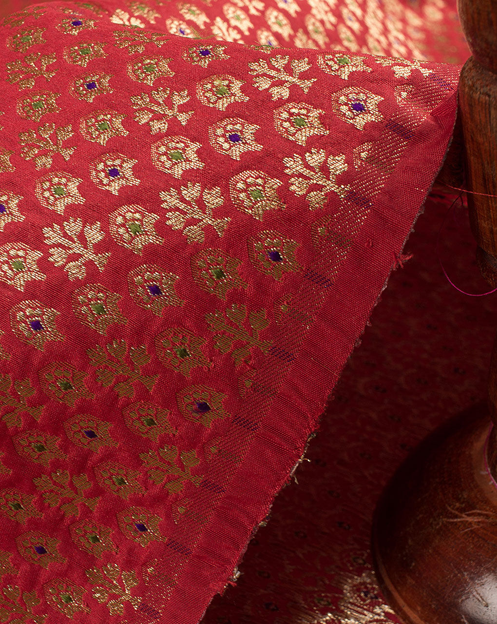 Zari Jacquard Pure Taffeta Silk Fabric - Fabriclore.com