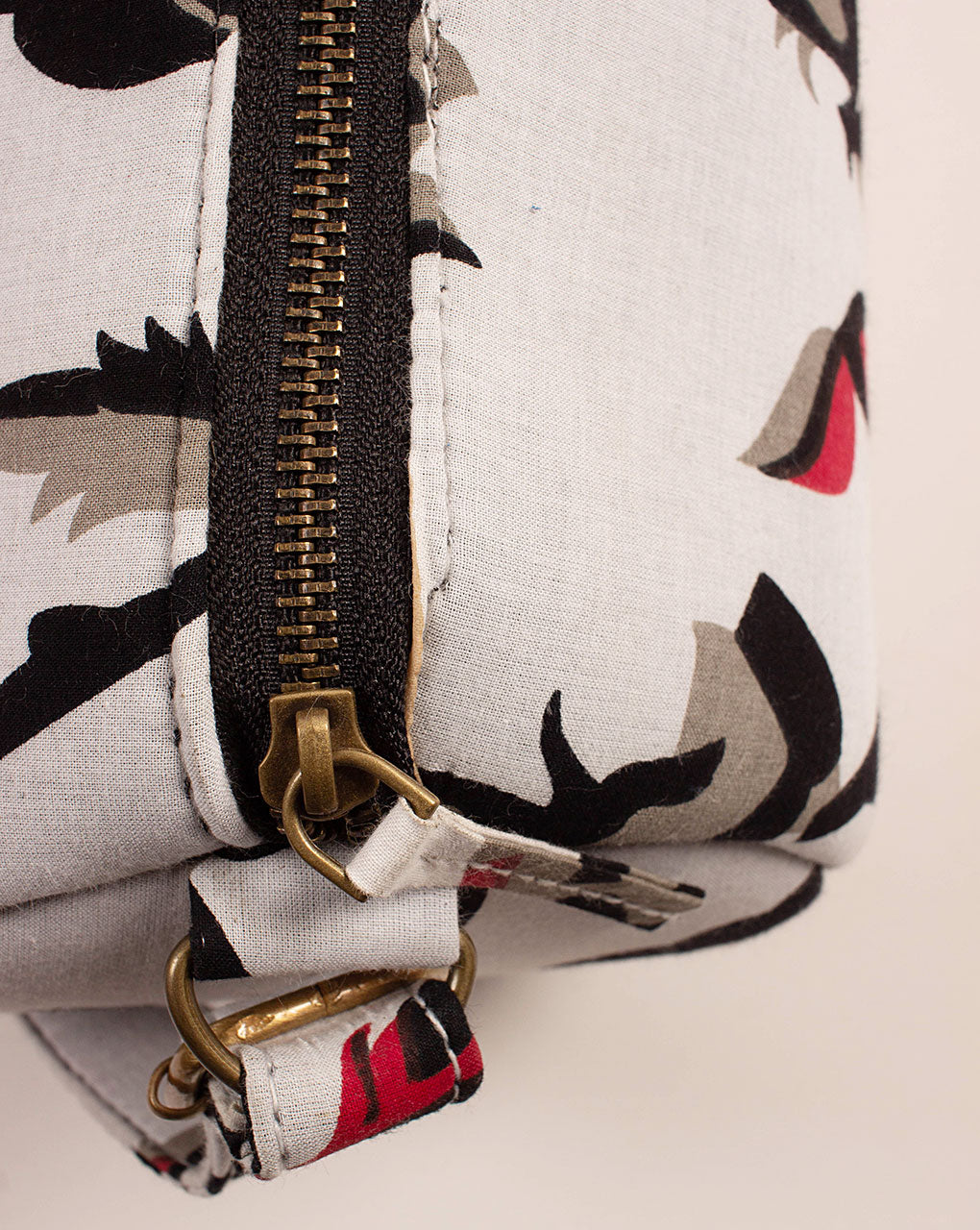Handcrafted Yoga Mat Bag - Fabriclore.com