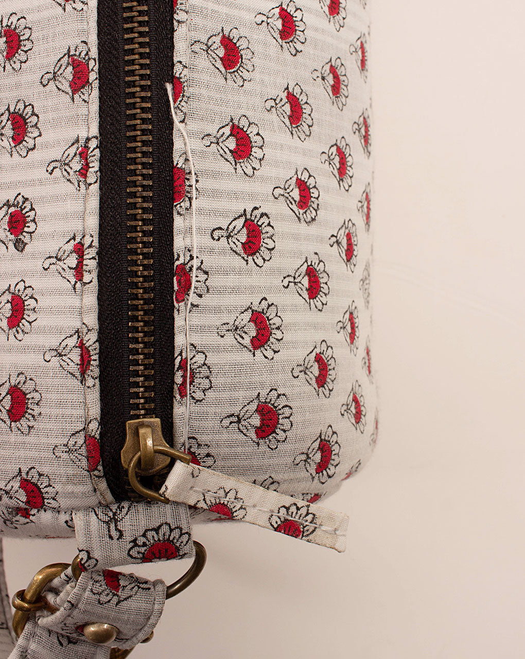Handcrafted Yoga Mat Bag - Fabriclore.com