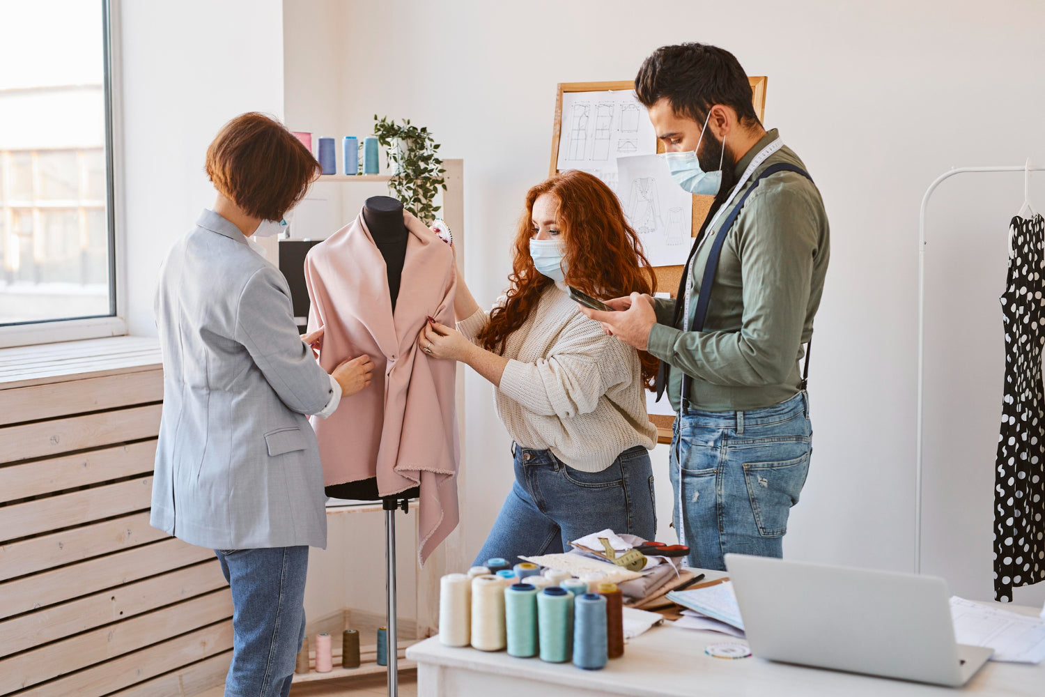 International Designers Can Source Fabrics Without Hassle - Fabriclore