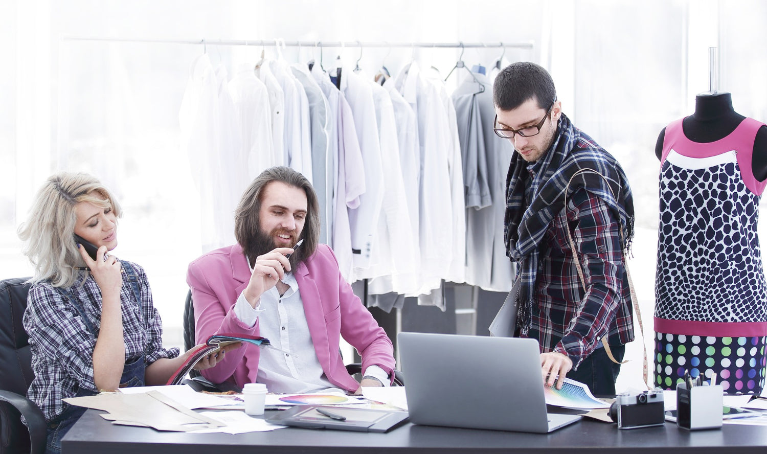 Source Fashion Fabric for Your Clothing Business in the USA - Fabriclore
