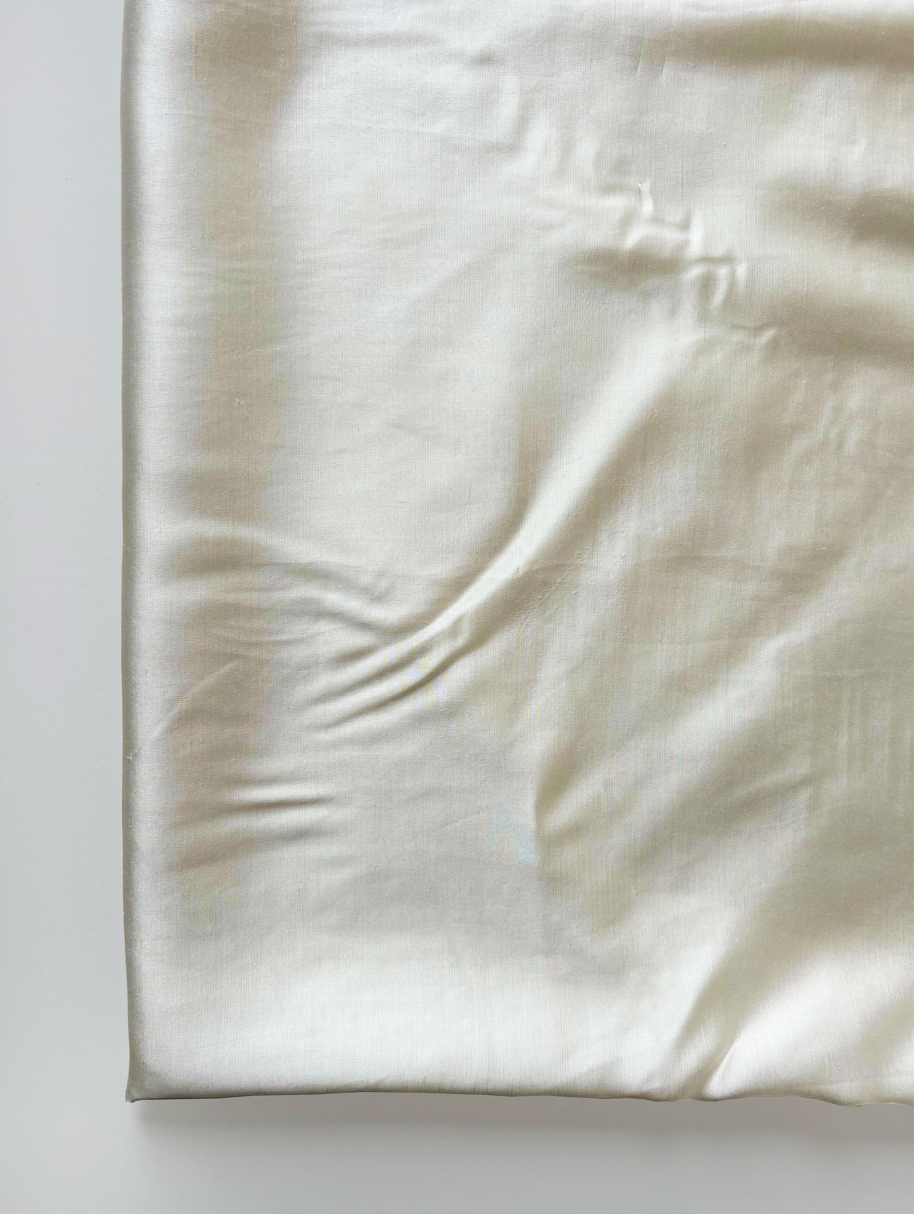 Off-White Viscose Linen Satin Mill Dyed Fabric 58" - 18.5 kg