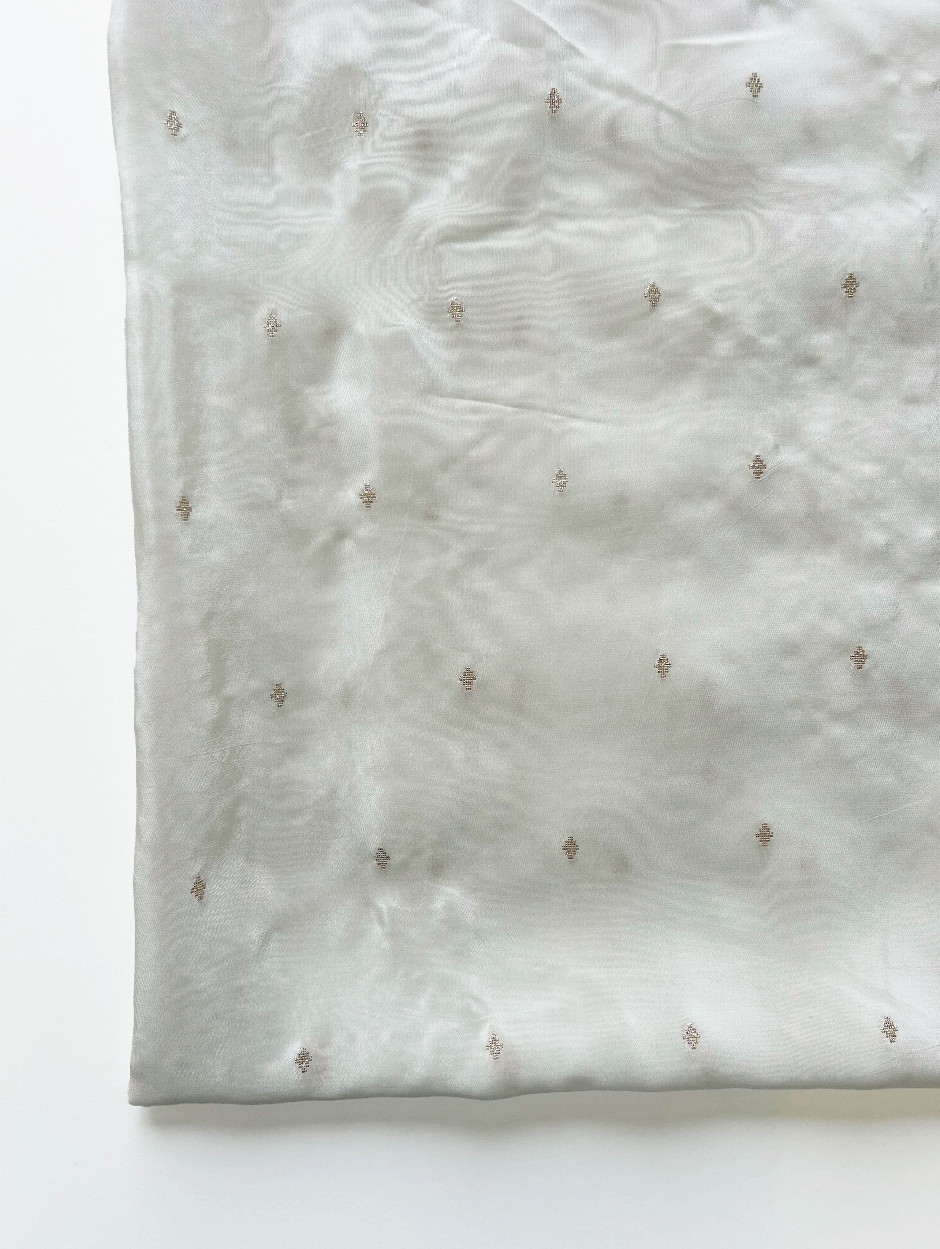 100 Gram Natural Crepe Jacquard Fabric 58" - ( Swatch 10x12" )